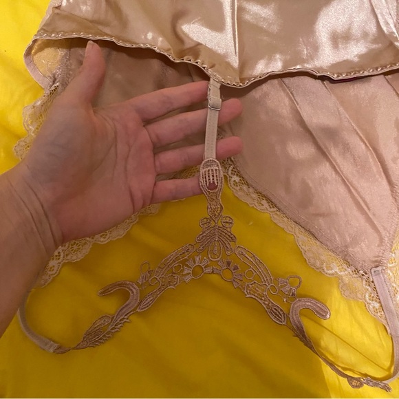 Stretchy Silly Lace Racerback Slip Lingerie Camisole Nightgown M/L Sexy Peekaboo - Picture 5 of 10